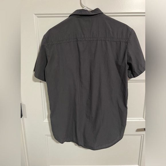 Men’s button down casual shirt, medium - Picture 4 of 4